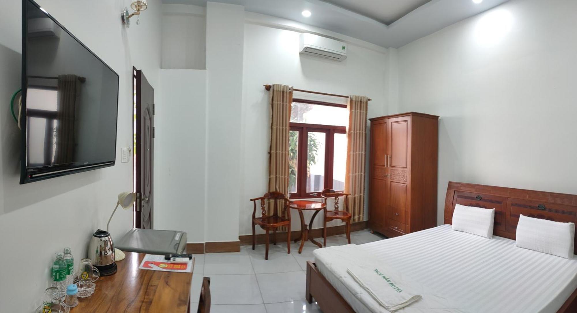 Khach San Ngoc Han Ap Vinh Phu Luaran gambar