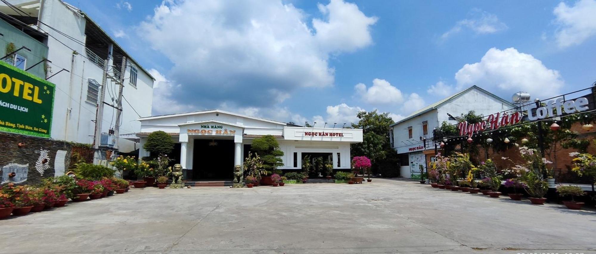 Khach San Ngoc Han Ap Vinh Phu Luaran gambar