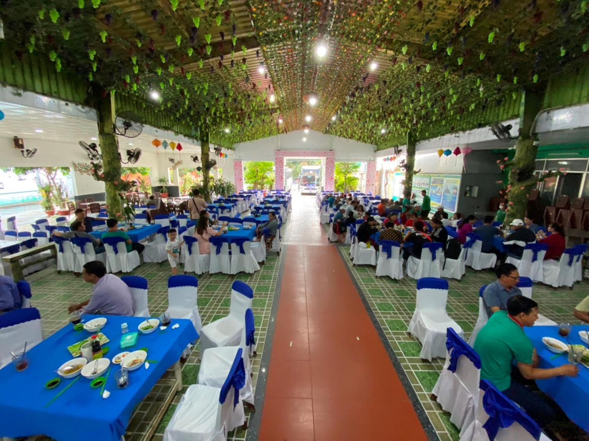 Khach San Ngoc Han Ap Vinh Phu Luaran gambar